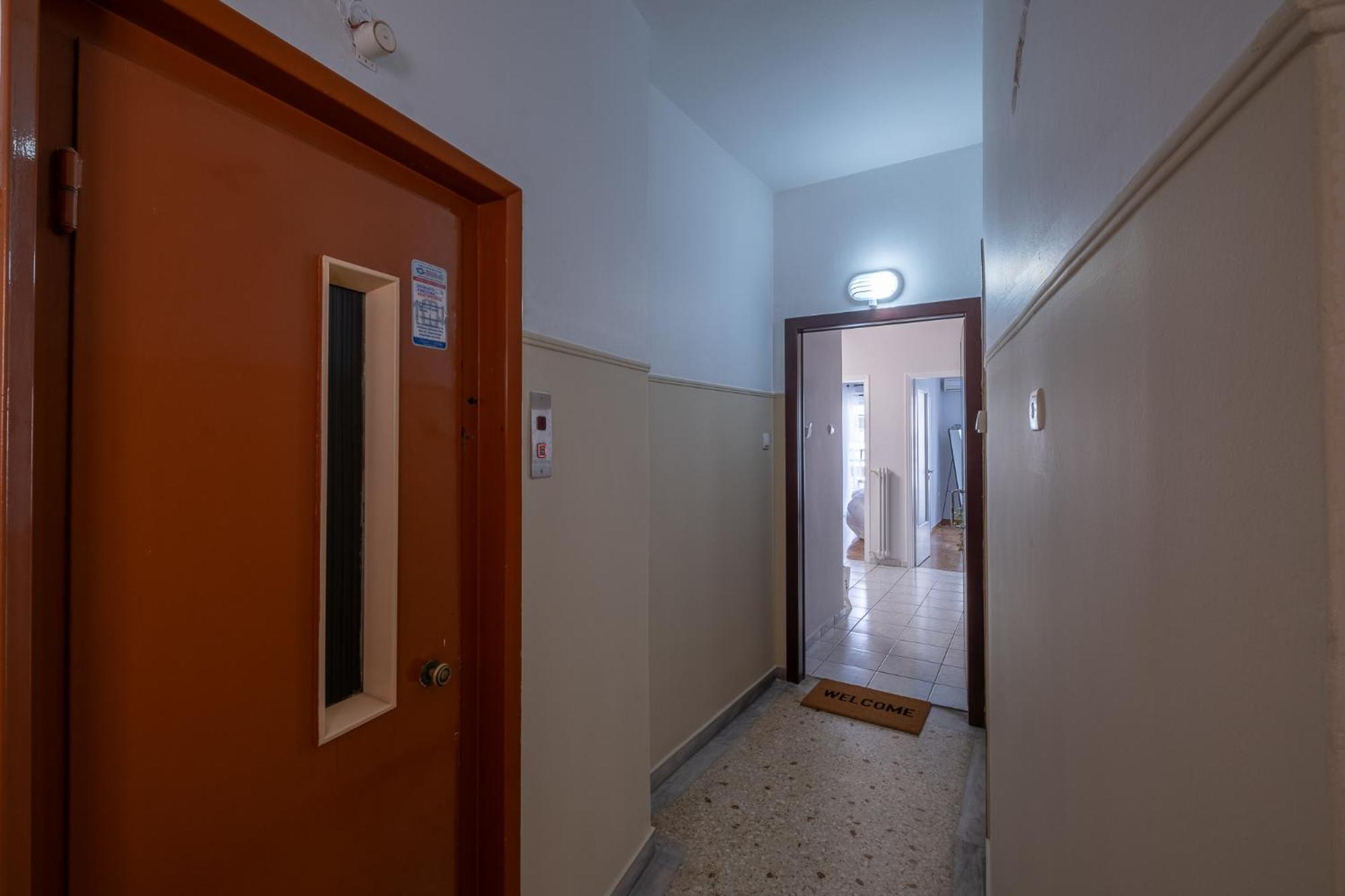 Lovely And Modern 3Bd Apartment Close To Ampelokipoi Metro 雅典 外观 照片